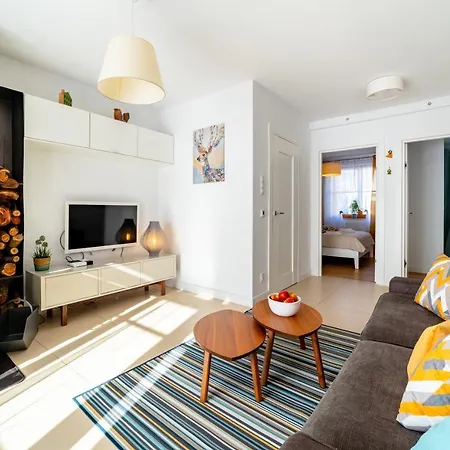 Komuny Paryskiej, Sun & Snow Apartment *