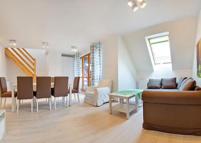 Komuny Paryskiej, Sun & Snow Apartment *