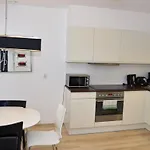 Komuny Paryskiej, Sun & Snow Apartman *