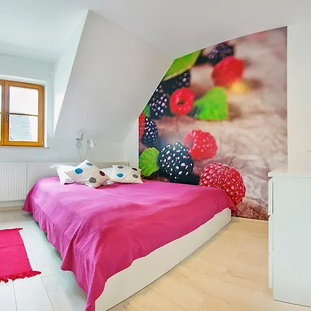 Komuny Paryskiej, Sun & Snow * Karpacz