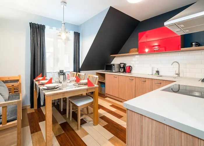 Komuny Paryskiej, Sun & Snow Lejlighed