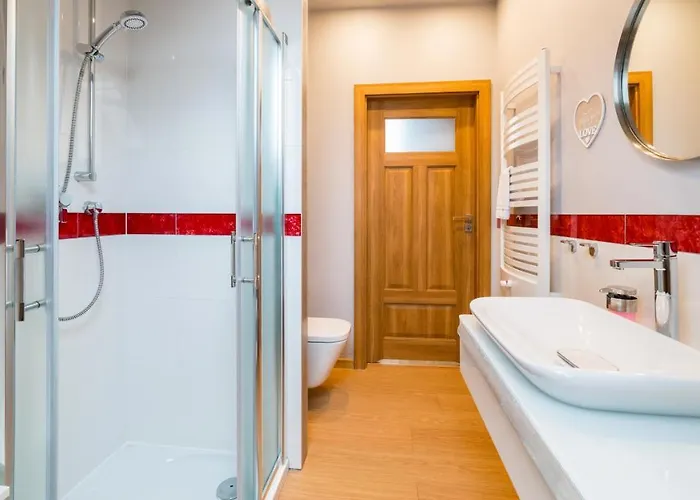 Komuny Paryskiej, Sun & Snow Appartamento