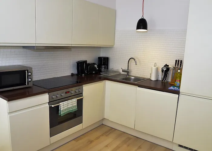 Sun&snow Komuny Paryskiej *